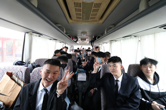 我校西餐专业19-01班学生顺利毕业,走上工作岗位