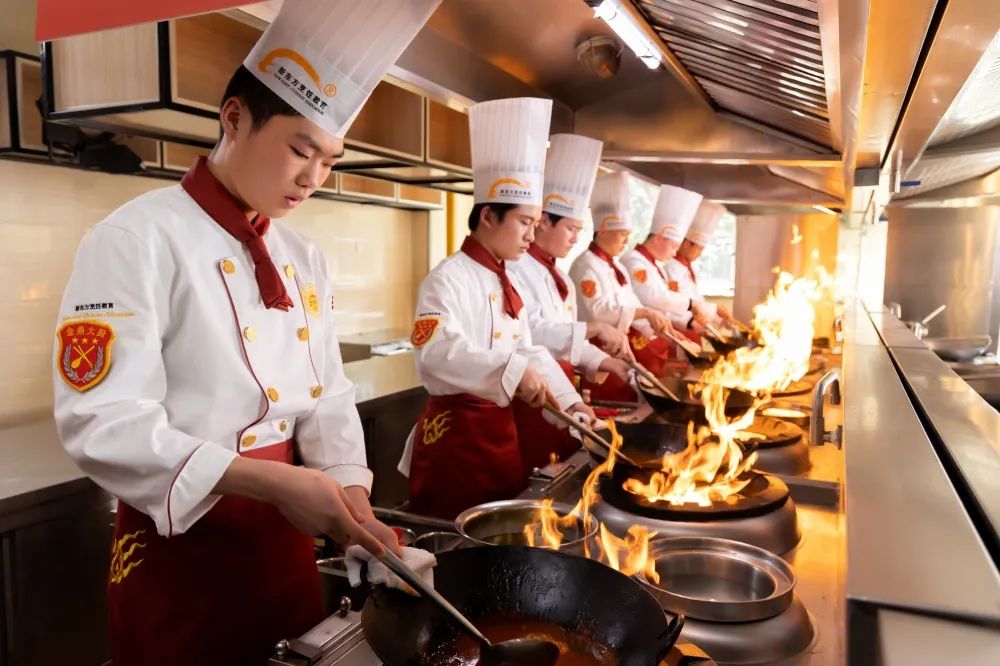 短视频时代,如何成为一名美食博主?