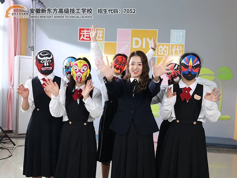 У԰ | ڰ¶ѧ⿵ÿһ춼ֵõģ